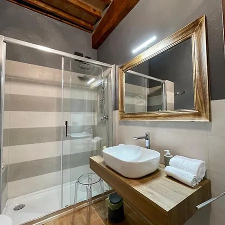 Locanda In Piazzetta - Casa In Centro Storico Apartman